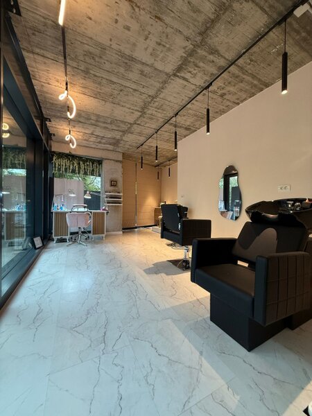 Vitan Vanzare afacere Salon Cosmetica si Intretinere Corporala