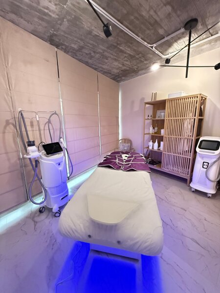 Vitan Vanzare afacere Salon Cosmetica si Intretinere Corporala
