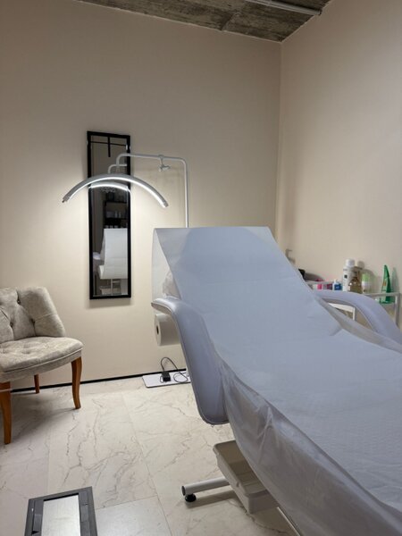 Vitan Vanzare afacere Salon Cosmetica si Intretinere Corporala